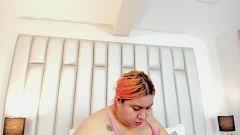 ANDREA PEREZ online show from 10/16/25, 11:44