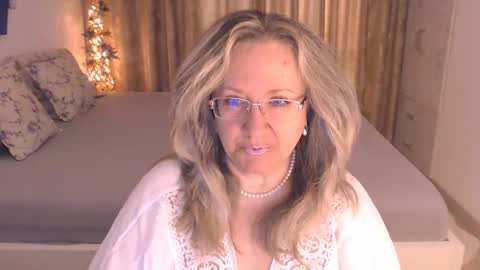 Cryna online show from 01/11/26, 11:37