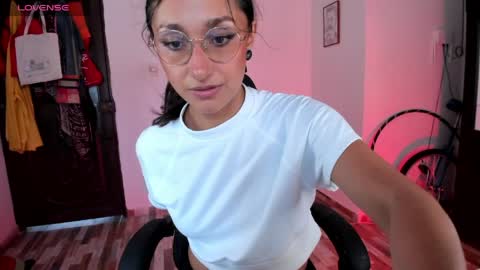 Snapshot of adrena_10 chatting on 04/28/26, 08:25 Adrena10 online show from 04/28/26, 08:25