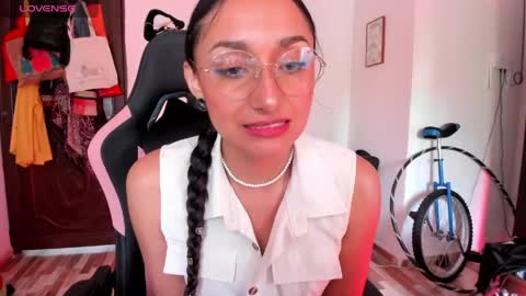 Snapshot of adrena_10 chatting on 05/04/26, 02:35 Adrena10 online show from 05/04/26, 02:35