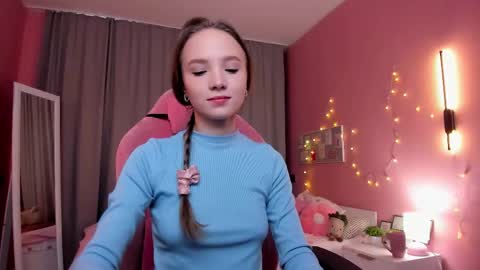 Eva online show from 11/23/25, 07:30