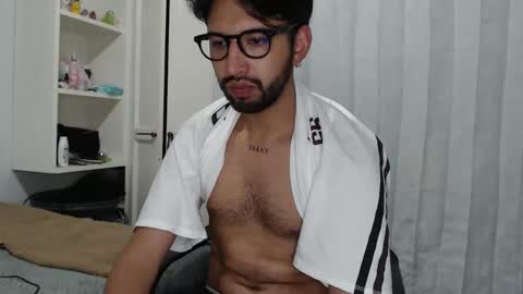 Snapshot of adrian_falcon chatting on 04/14/26, 02:28 Adrian Falcon online show from 04/14/26, 02:28