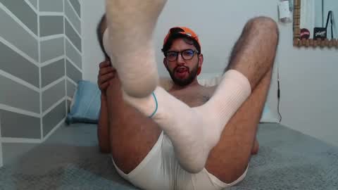 Snapshot of adrian_falcon chatting on 05/07/26, 05:24 Adrian Falcon online show from 05/07/26, 05:24
