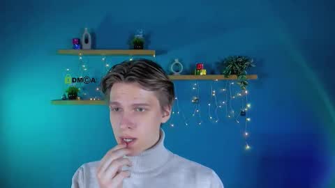 adrian_hart online show from 12/19/25, 09:49