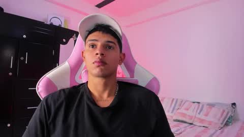 Snapshot of adrian_prime_ chatting on 02/18/26, 07:21 ADRIAN online show from 02/18/26, 07:21