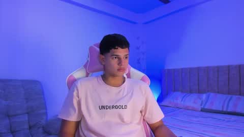 Snapshot of adrian_prime_ chatting on 04/25/26, 06:38 ADRIAN online show from 04/25/26, 06:38