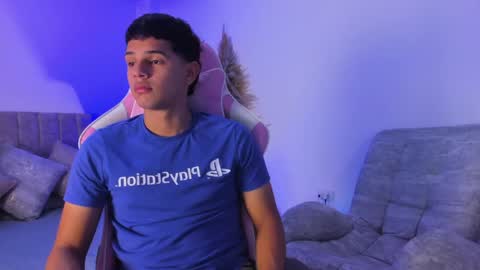 Snapshot of adrian_prime_ chatting on 05/13/26, 07:00 ADRIAN online show from 05/13/26, 07:00