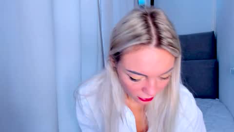 Adriana online show from 02/09/25, 08:11