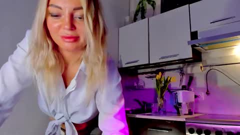 Adriana online show from 03/08/26, 02:04