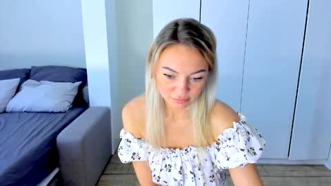 Snapshot of adriana_coy_ chatting on 05/10/26, 11:59 Adriana online show from 05/10/26, 11:59