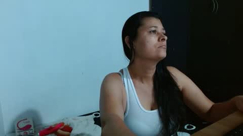 Adriana milf online show from 01/22/25, 04:02