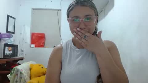 Adriana Tellez online show from 01/08/26, 02:30