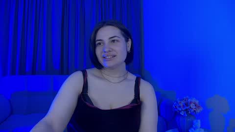Snapshot of adrianatores chatting on 05/05/26, 07:22 AdrianaTores online show from 05/05/26, 07:22