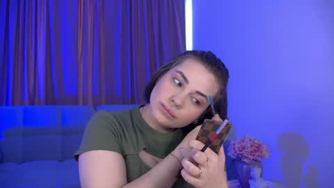 Snapshot of adrianatores chatting on 05/22/26, 06:42 AdrianaTores online show from 05/22/26, 06:42