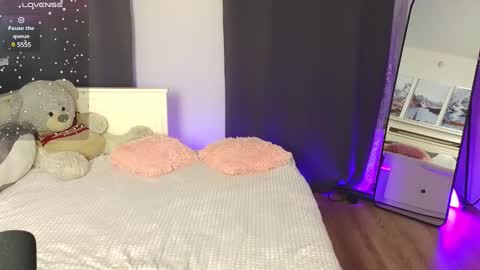 Snapshot of adrianawow1 chatting on 03/07/25, 03:51 adrianawow1 online show from 03/07/25, 03:51