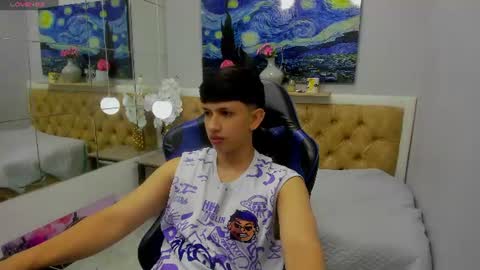Snapshot of adrianfranko chatting on 07/29/26, 12:47 Adrian Franco online show from 07/29/26, 12:47