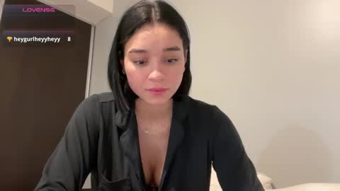 Adrianna  online show from 01/17/26, 01:54