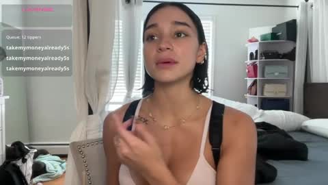 Adrianna  online show from 04/04/26, 06:05