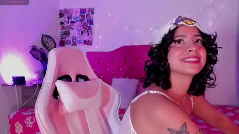 adrianny online show from 03/02/25, 07:56