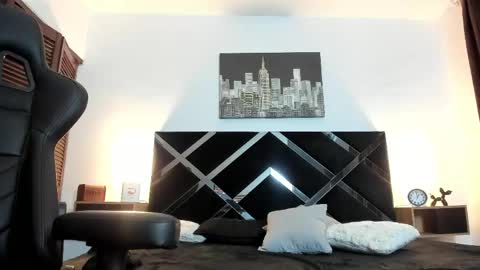 Adrian online show from 04/26/26, 03:59