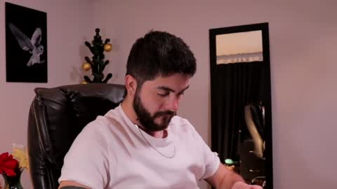 Adrian Williams online show from 01/12/25, 10:54