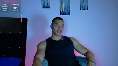 adriel_escalante online show from 04/27/26, 04:21