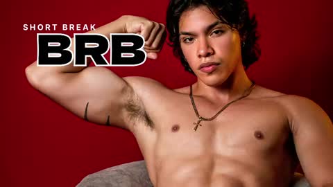 adriel_escalante online show from 05/11/26, 02:17