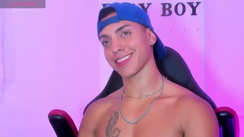 Adrian Lopez online show from 12/03/24, 10:18