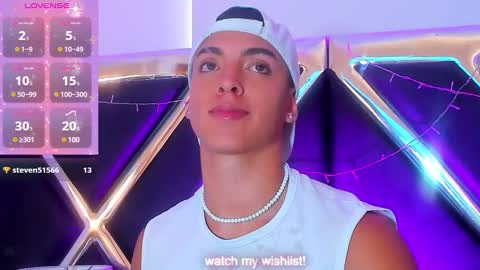 Adrian Lopez online show from 12/18/24, 06:57