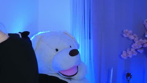 Aelia online show from 03/20/26, 06:13