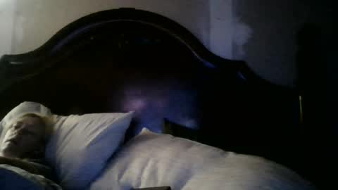 Snapshot of aellemman chatting on 08/02/26, 02:32 lookin4fun online show from 08/02/26, 02:32