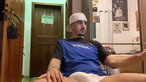 Luci online show from 11/13/25, 04:22