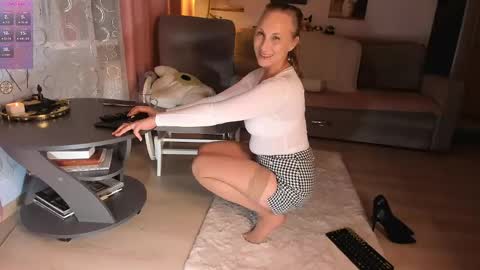 OneAfa online show from 04/17/26, 09:40