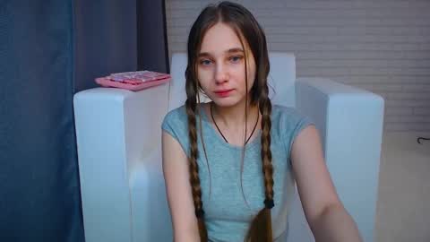 afeliya_shy online show from 02/04/25, 10:34