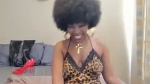Snapshot of aficangagqueen chatting on 07/25/26, 10:02 AfricanSquirtQueen online show from 07/25/26, 10:02