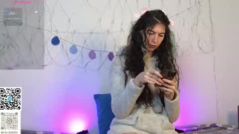 Snapshot of afina_blessyou chatting on 05/24/26, 01:32 Afina online show from 05/24/26, 01:32