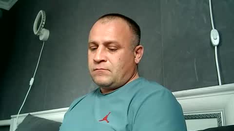 Sasha online show from 04/01/26, 01:41