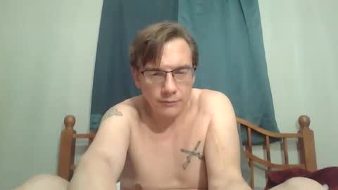 afreeman1 online show from 12/19/25, 06:53