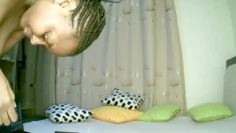 Snapshot of africacoco chatting on 06/02/26, 02:02 africacoco online show from 06/02/26, 02:02