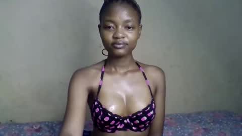 Snapshot of african_beuty20 chatting on 04/04/26, 04:00 Wendy online show from 04/04/26, 04:00