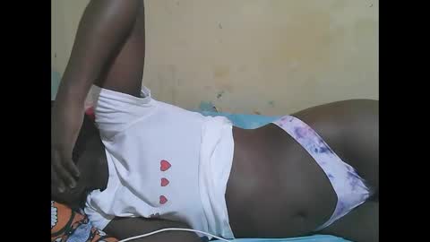 Snapshot of african_pussy2 chatting on 11/30/25, 06:01 african_pussy2 online show from 11/30/25, 06:01