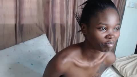 Snapshot of africana_slimqueen chatting on 07/12/26, 11:12 africana_slimqueen online show from 07/12/26, 11:12