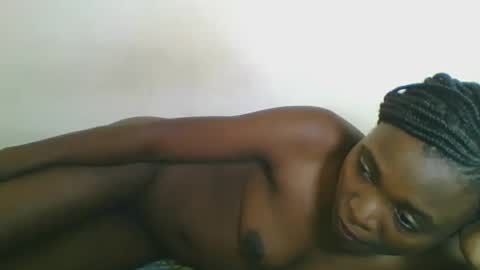 Snapshot of africancutegal chatting on 04/19/26, 06:32 Yvonne online show from 04/19/26, 06:32