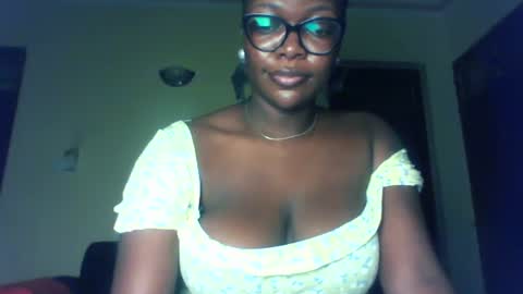 afrilola online show from 06/06/26, 04:12