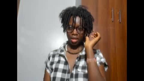 Leah online show from 12/31/24, 09:17