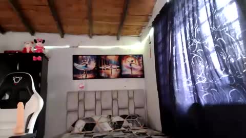 Snapshot of afrodita096 chatting on 12/20/24, 06:35 afrodita096 online show from 12/20/24, 06:35