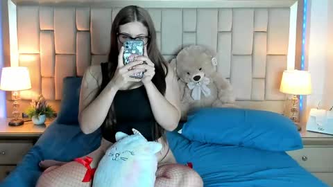 carol online show from 04/18/26, 03:32