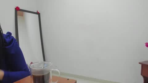 Lorena online show from 03/11/25, 01:12