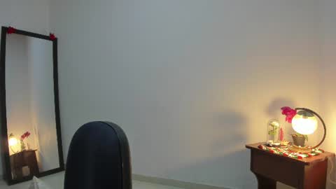 Lorena online show from 08/10/26, 12:15