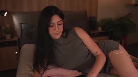 Emma online show from 09/18/25, 01:18